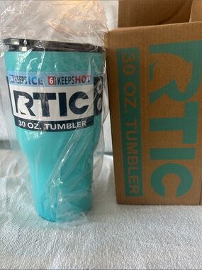 RTIC 30 oz. Turquoise Tumbler - Insulated Travel Cup